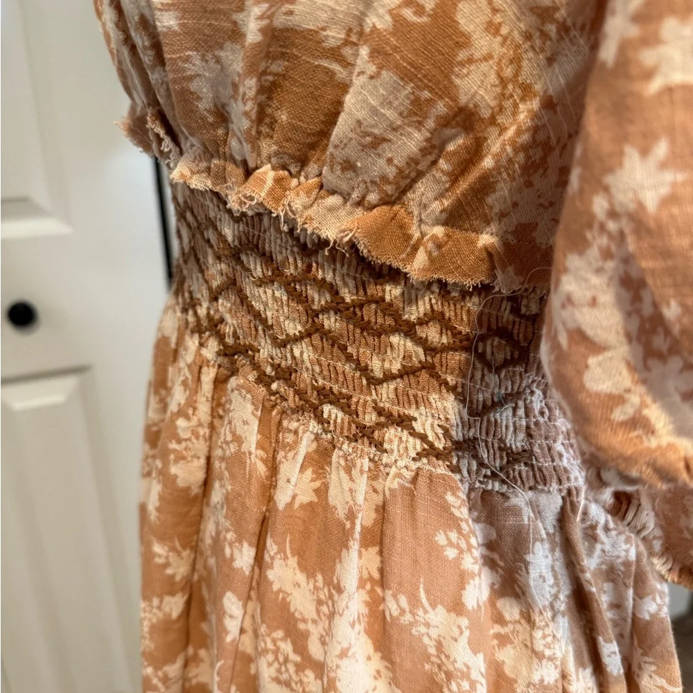 Free People, Boho Floral Maxi Dress Smocked Waist 100% Cotton, Size M EUC